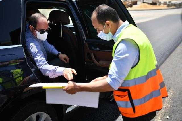 الرئيس السيسي يتفقد الأعمال الإنشائية لتطوير عدد من الطرق والمحاور بشرق القاهرة