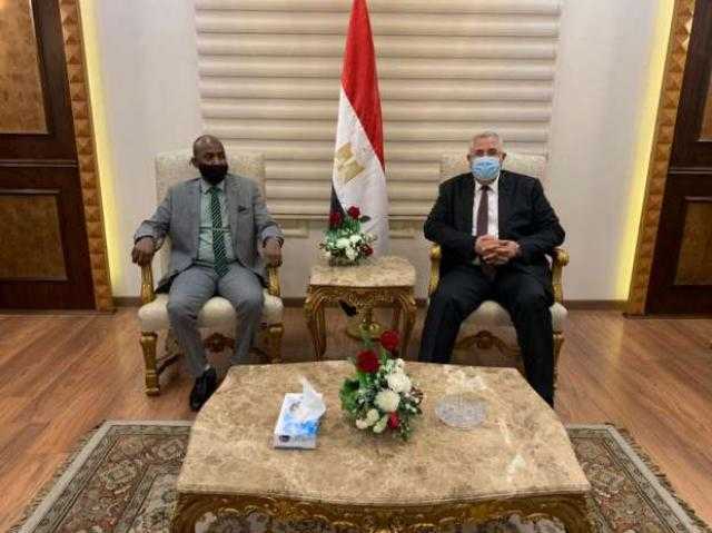 «وزير الزراعة المصري» يلتقي «وزير الثروة الحيوانية السوداني» في القاهرة لبحث التعاون المشترك
