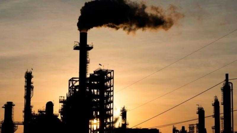 أعمال تكرير النفط تتباطأ في الصين بعد عقود من النمو