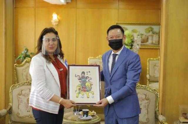 محافظ دمياط تبحث مع السفير الفيتنامي زيادة العلاقات التجارية والاقتصادية