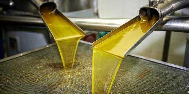 تعرف على أسعار زيت (الذرة - عباد الشمس) في السوق المحلي اليوم السبت