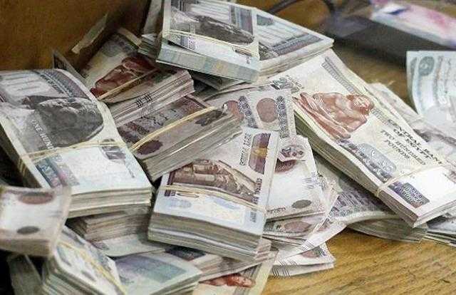 ضبط صاحب معرض لقيامه بالنصب على المواطنين بدعوى توظيف الأموال