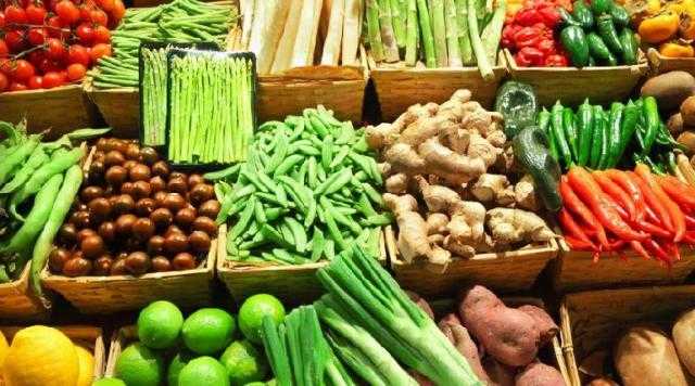 تباين أسعار الخضروات بسوق العبور اليوم الأربعاء 16 يونيو 2021