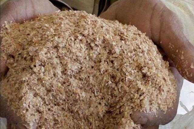 بزيادة 100 جينه.. «وزارةالتموين» تحدد 4300 جنيه لطن النخالة الخشنة بمحافظات الجمهورية
