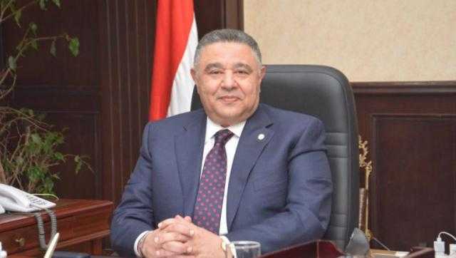 محافظ البحر الأحمر يبحث موقف التصالح في مخالفات البناء وتسهيلات السداد