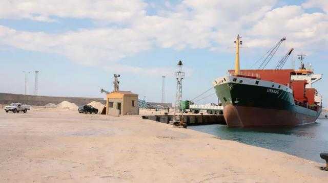 المنطقة الاقتصادية لقناة السويس: شحن 2200 طن ملح إلى لبنان عبر ميناء العريش