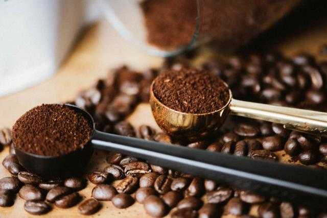 أسعار قهوة أرابيكا تنخفض بنسبة 2.49 % في بورصة نيويورك  ببداية تداولات جلسة اليوم