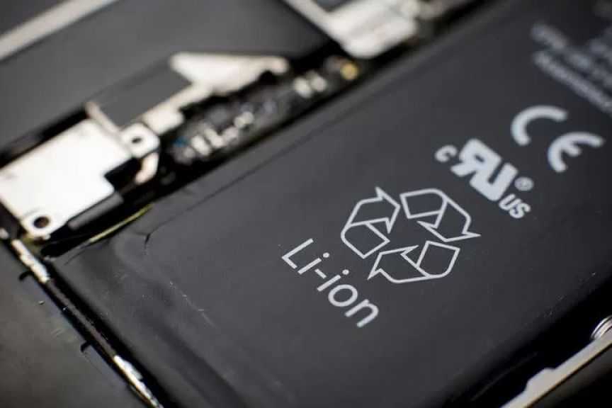 ارتفاع أسعار الليثيوم في الصين بعد حظر زيمبابوي صادرات المعادن الخام