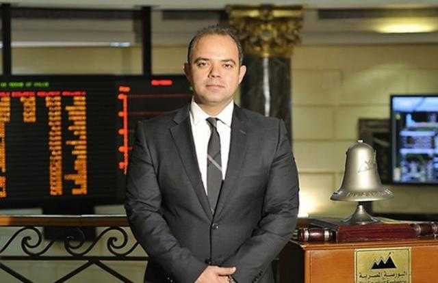 رئيس البورصة يعقد اجتماعًا مع لجان العمل المشتركة بين بنوك الأهلي ومصر والقاهرة