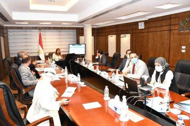 وزيرة التخطيط تعقد اجتماعًا لمتابعة مشروعات التحول الرقمي والبنية المعلوماتية