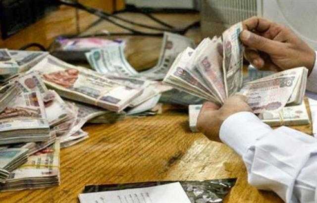 ضبط أحد الأشخاص لقيامه بالنصب على عدد من المواطنين بزعم توفير فرص عمل لهم