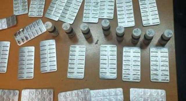 جمارك المطار تحبط محاولة تهريب كمية من الأقراص المخدرة