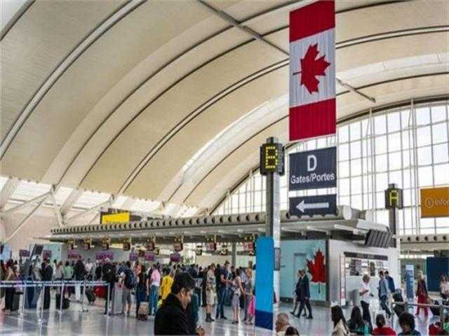 ”الهند“ تدعو ”كندا“ إلى إعادة النظر في قيود منع السفر بين البلدين