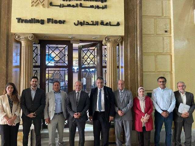 رئيس البورصة يبحث مع عدد من قيادات الشركات الناشئة فرص النمو من خلال سوق المال