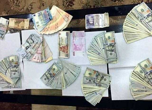 ضبط تاجر عملة بالإسكندرية بلغ حجم تعاملاته غير المشروعة 6 مليون جنيه