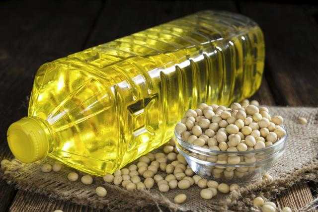 «أكثر من 1%» نسبة ارتفاع العقود الآجلة لزيت الصويا  بداية التعاملات في بورصة شيكاغو