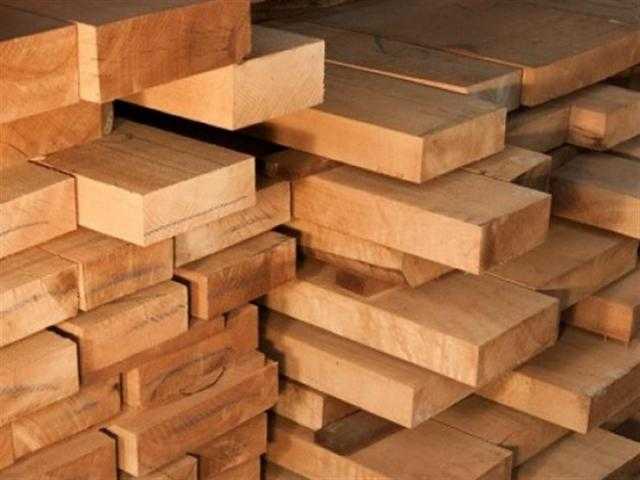 العقود الآجلة للخشب تستقر عند مستوى 500 دولار بنهاية التداولات الأسبوعية