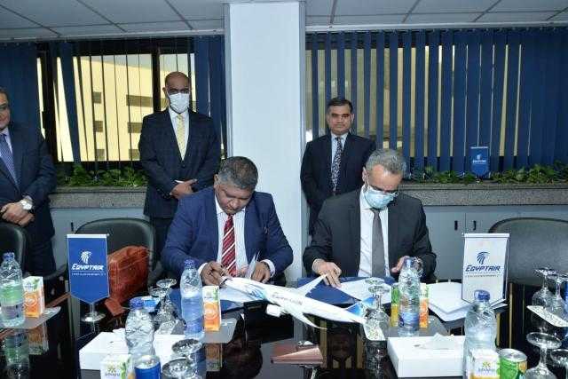 توقيع اتفاقية بين «مصر للطيران» وشركة «ALO DHAKA» لتشغيل خط طيران بين مصر و بنجلاديش