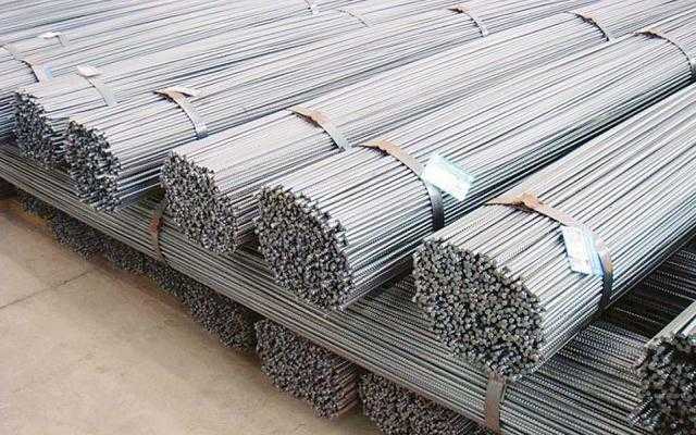 استقرار أسعار الحديد عند 14,500 جنيهًا للطن بالمصانع المصرية وارتفاعه عالميًا
