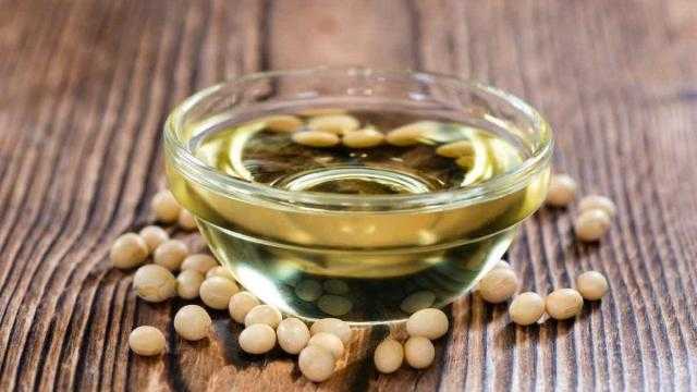 عقود زيت الصويا الآجلة ترتفع بنسبة 1% في افتتاح الجلسة ببورصة شيكاغو