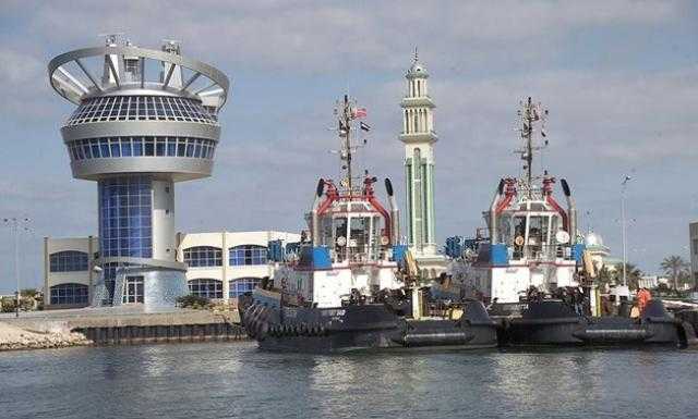 ميناء دمياط يستقبل 26 سفينة بضائع عامة خلال 24 ساعة