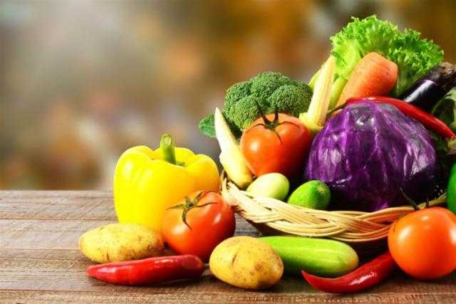 استقرار الطماطم والبامية.. أسعار الخضراوات بسوق العبور للجملة اليوم