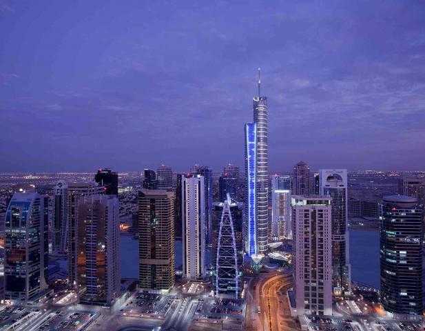 مركز دبي للسلع المتعددة يستقطب 1800 شركة جديدة خلال 2021