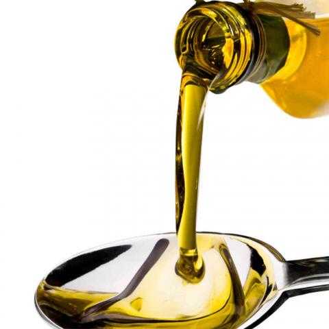 العقود الآجلة لزيت الأولين تستقر عند 1285 دولار للطن