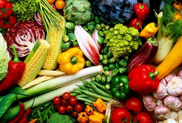 البطاطس بلغت 10 جنيهات للكيلو .. أسعار الخضروات بالسوق