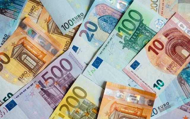 سعر اليورو يواصل الانخفاض أمام الجنيه في ختام تعاملات البنوك