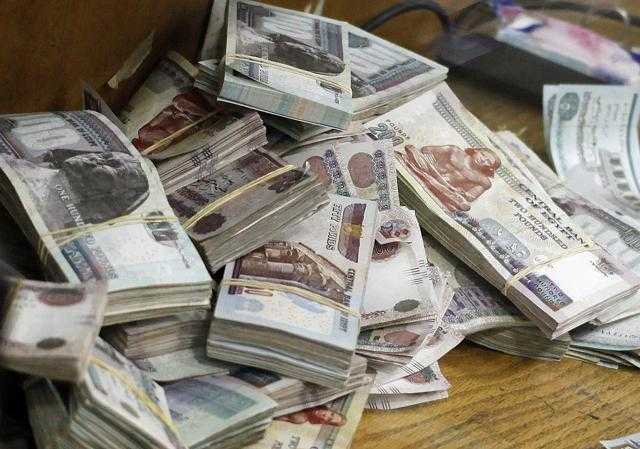 ضبط موظف بأحد البنوك لاستيلائه على 9 ملايين جنيه من حسابات العملاء
