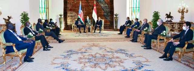 الرئيس السيسي يؤكد استمرار دعم ومؤازرة مصر لجنوب السودان