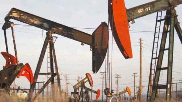 هبوط ”الدمج و الاستحواذ” في صناعة النفط والغاز الأمريكية بنسبة 44%