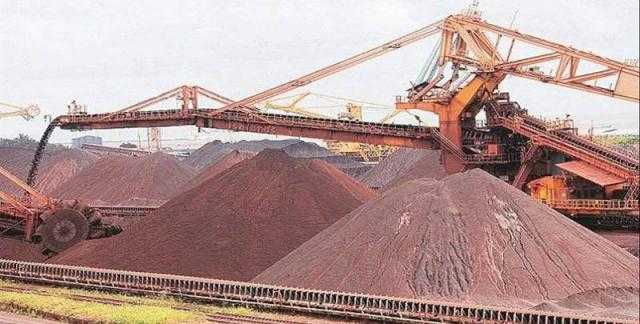 انخفاض واردات الصين من خام الحديد والنفط خلال سبتمبر
