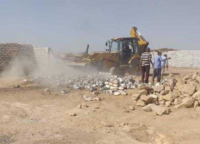 إزالة 171 حالة تعدي بالزراعة والبناء على أراضي أملاك الدولة في الفيوم