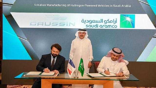 «أرامكو السعودية» توقع اتفاقيات مع شركات فرنسية