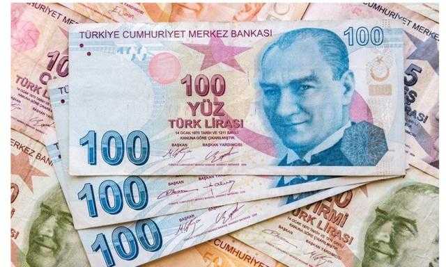الليرة التركية ترتفع بعد قرار أردوغان لحماية المدخرات