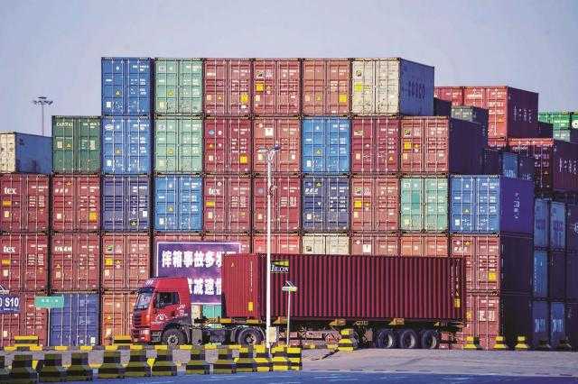 ارتفاع عدد رحلات الشحن الدولية  بنسبة  25.8 %فى الصين