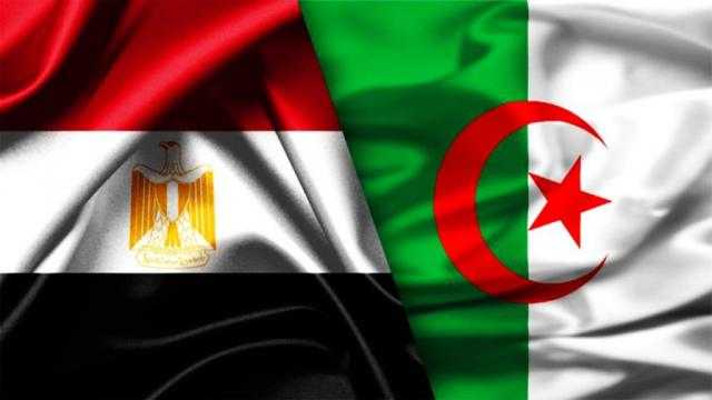 سفير مصر لدى الجزائر يبحث مع وزير المؤسسات المصغرة سبل تعزيز التعاون