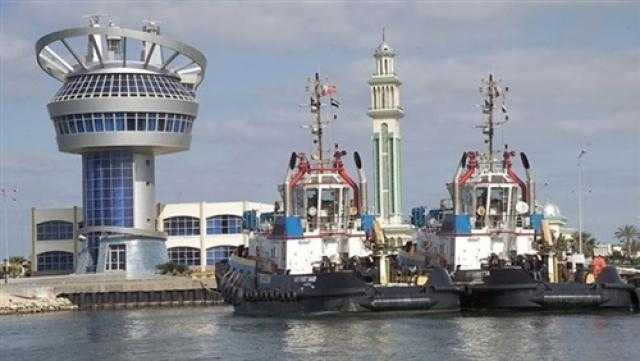 موانيء دمياط تستقبل 27 سفينة للحاويات والبضائع العامة