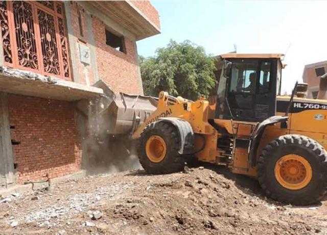 محافظ الإسكندرية يشدد على مواصلة حملات إيقاف أعمال البناء المخالف