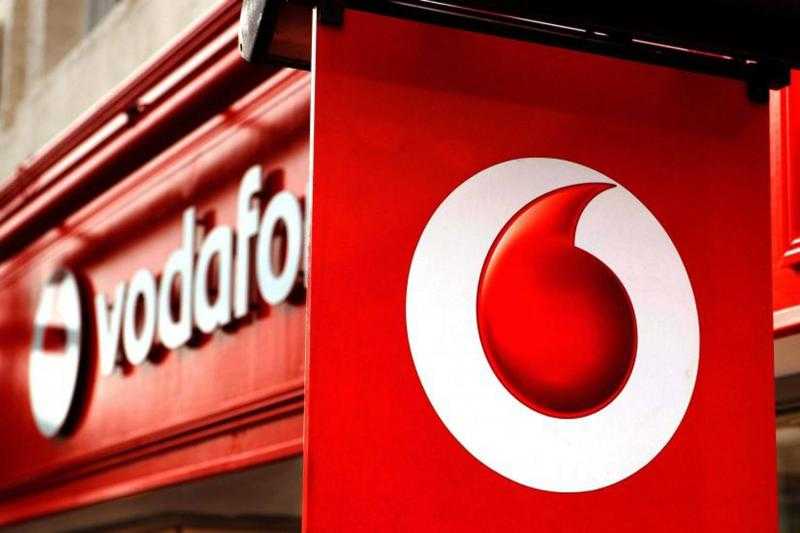 الإمارات للاتصالات ترفع حصتها في فودافون إلى 12%