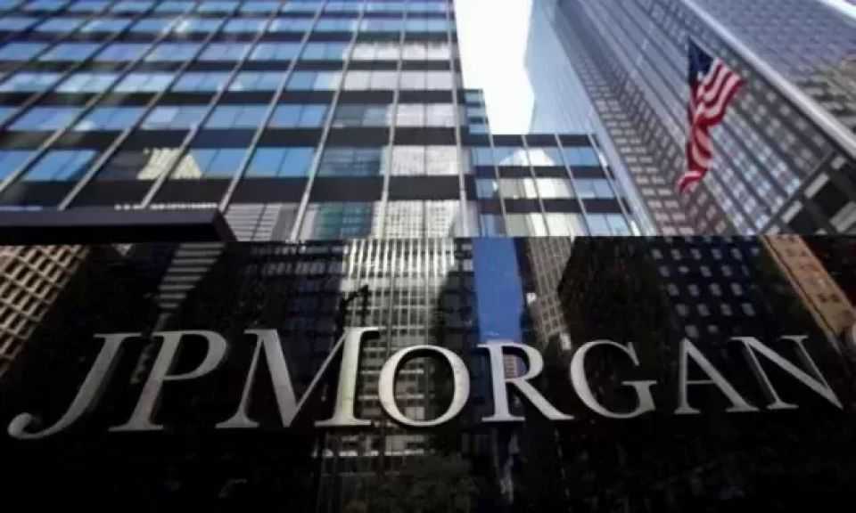جيه بي مورجان: سعر البنزين في أمريكا قد يتجاوز 5 دولارات منتصف أبريل