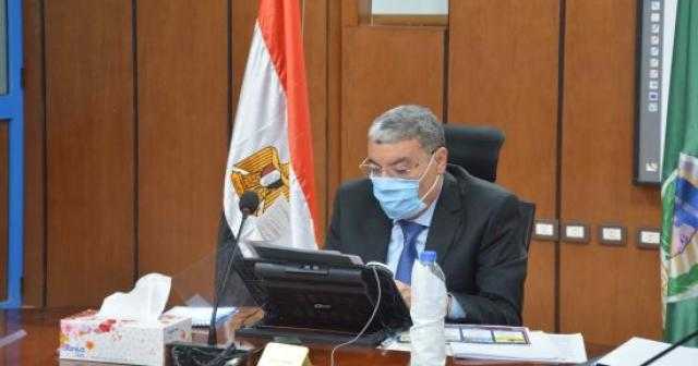 محافظ المنيا يشدد على تطبيق الاجراءات الاحترازية وتكثيف المرور على المحال التجارية