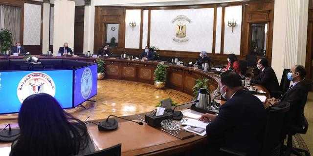 رئيس الوزراء يتابع مقترح الحوافز المتعلقة بمشروعات الاقتصاد الأخضر