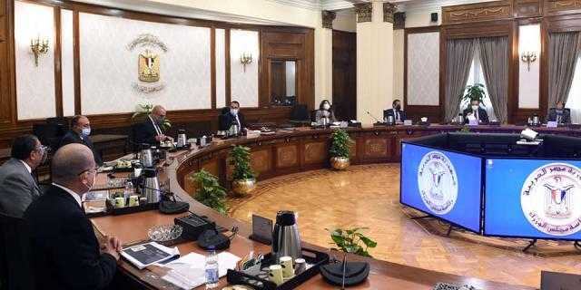 رئيس الوزراء يكلف بإعداد خطة طرح وحدات سكنية متنوعة للمصريين بالخارج