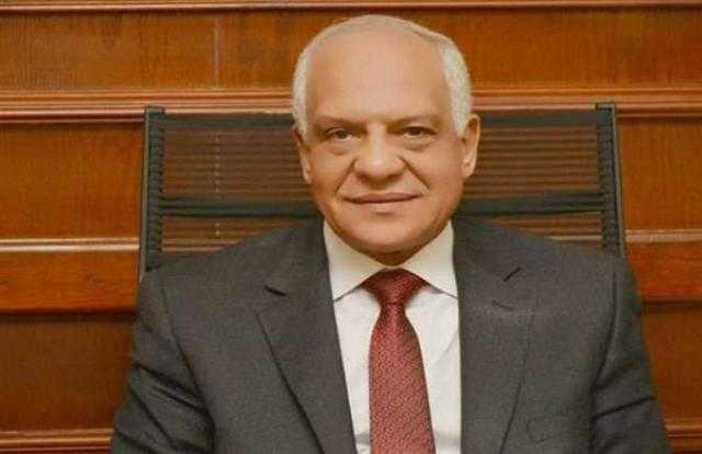 محافظ الجيزة: غلق مخزن بحوزته 20 طن دقيق بقصد احتكارها بالطالبية