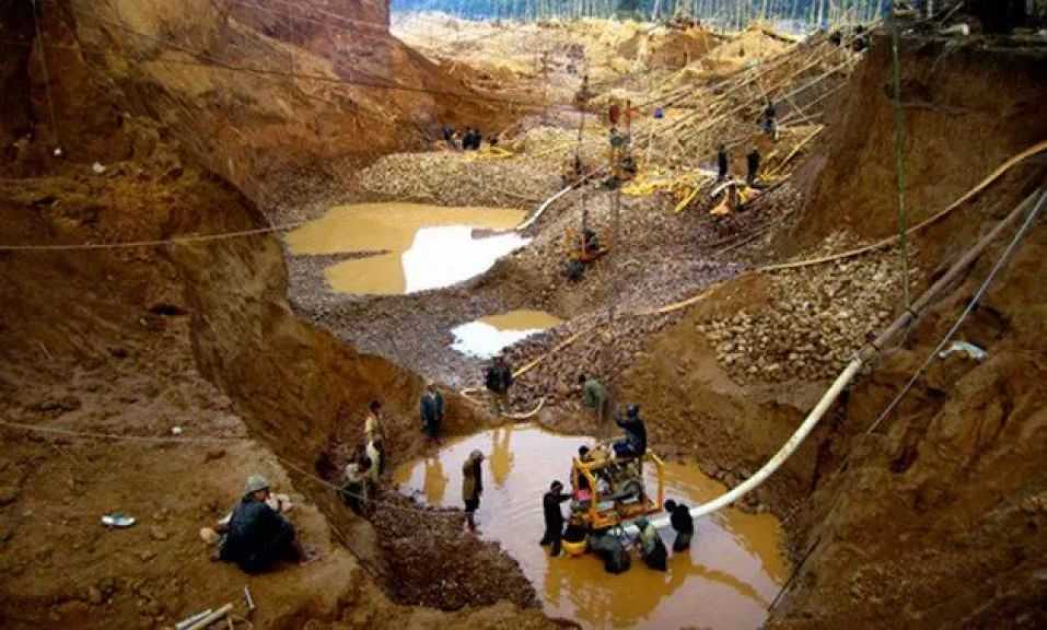 ”البترول”: المسح الجوي الجيوفيزيقي الشامل لمصر للكشف عن الثروات التعدينية الأول منذ أكثر من 40 عامًا