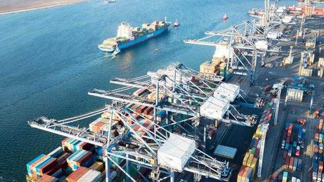 الفائض التجاري الإندونيسي يحقق مستوى قياسيًا في مارس