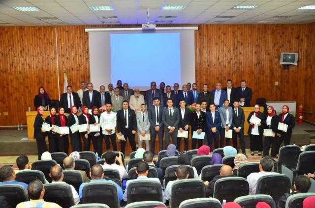 «المركزي لمتبقيات المبيدات» يشارك في المؤتمر العلمي السادس لقسم الاقتصاد الزراعي بجامعة بنها